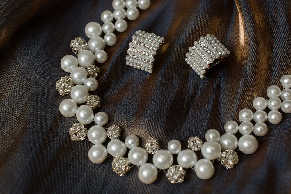 7 trendy jewelry pieces for women